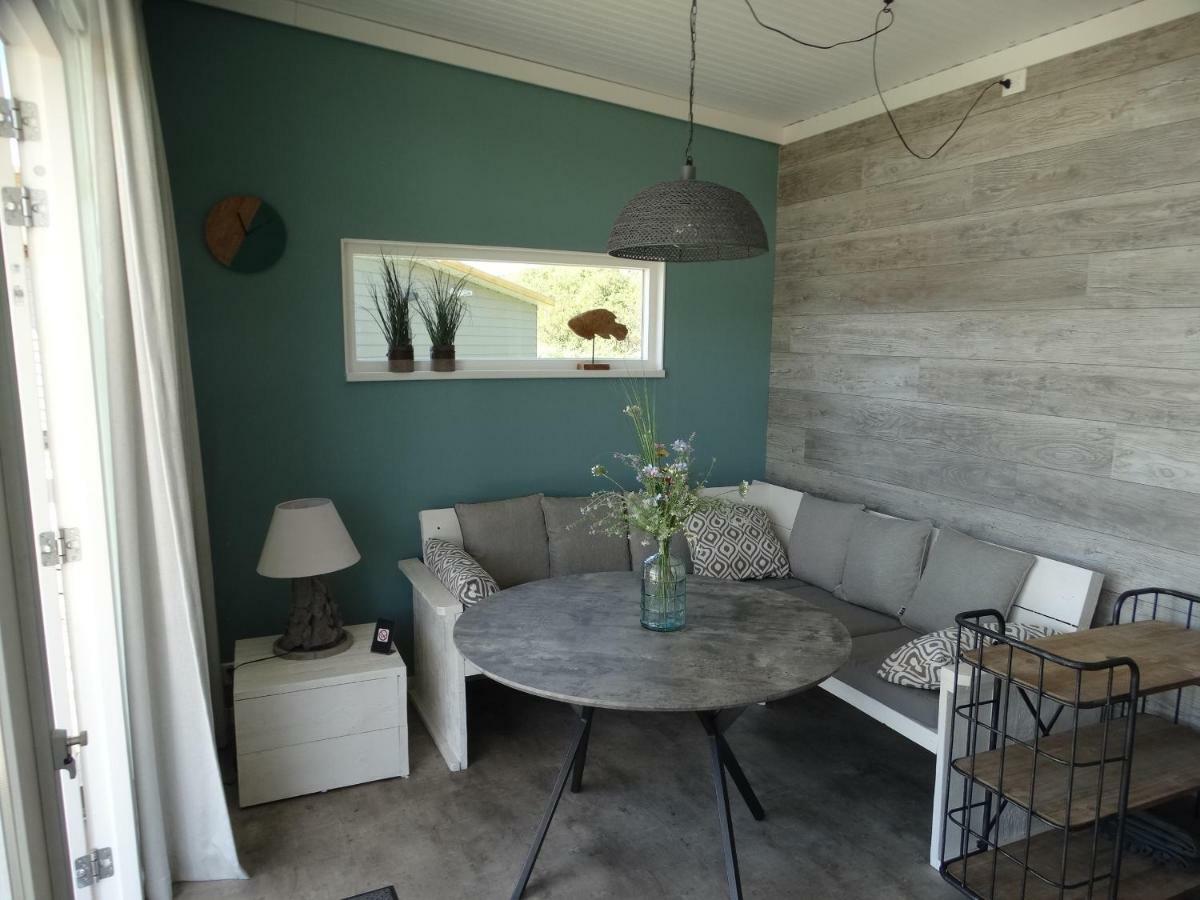 Beach Lodges Oostvoorne Exterior foto